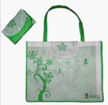 無(wú)紡布環(huán)保袋與蒼南縣龍港鎮(zhèn)春蘭日用品廠 綠色生活的完美結(jié)合